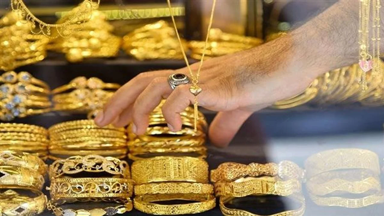 تراجع سعر الذهب عيار 21 بقيمة تتجاوز 100 جنيه خلال تعاملات المساء